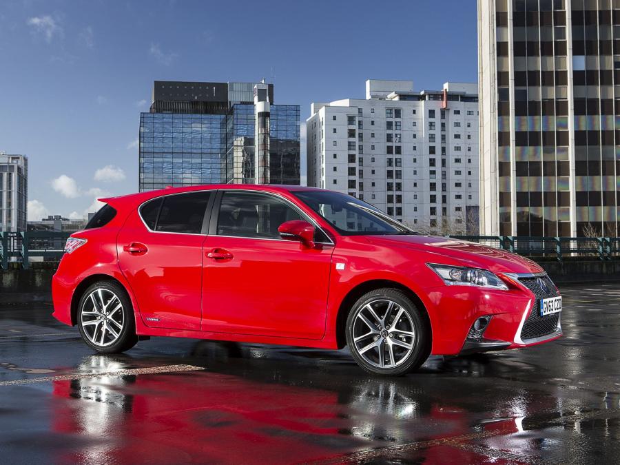  Lexus CT200h F-Sport 2014 года  (UK) (фото 15 из 23)